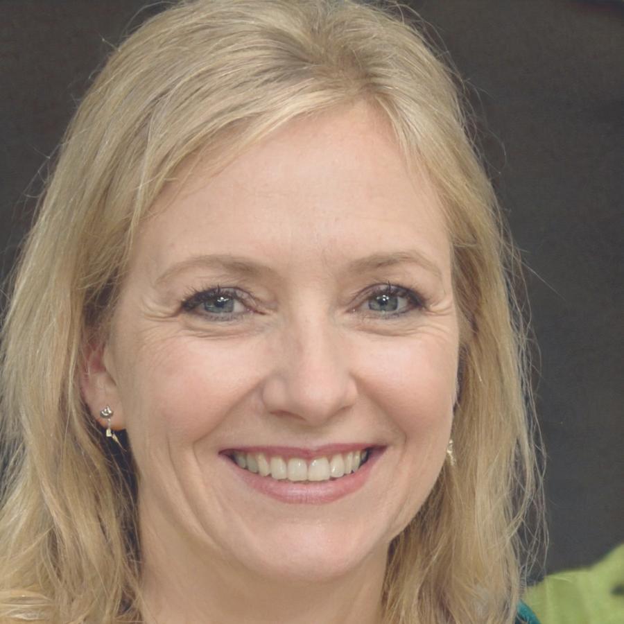 Dr. Sarah Mitchell, Lead Financial Education Researcher